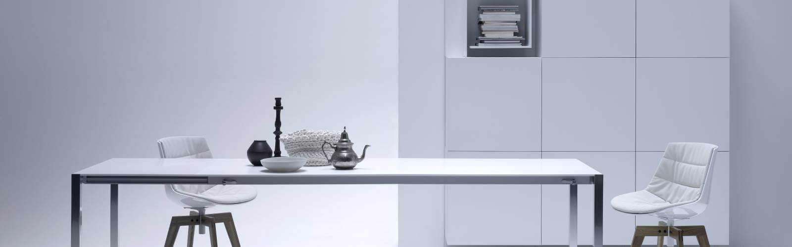 Bàn ăn mặt đá Solid Surface
