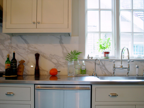 Sự khác biệt giữa đá nhân tạo Carrara với đá nhân tạo Calacatta Sự khác biệt giữa đá nhân tạo Carrara với đá nhân tạo Calacatta